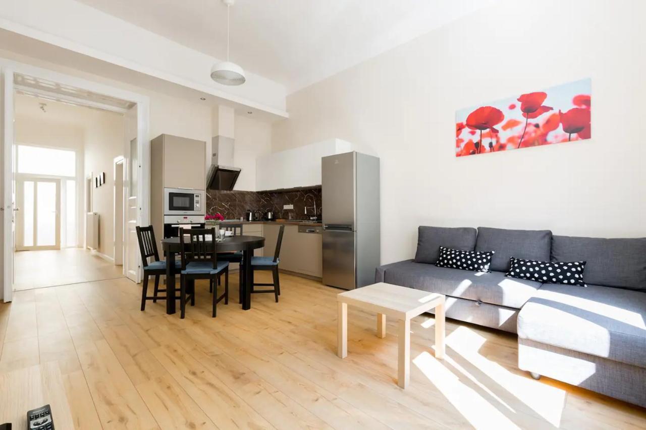 Kresz Geza 29 Westend Station 2 Bedrooms+Living Ac Budapest Exterior photo